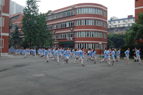 北京師范大學成都實驗中學校園風采